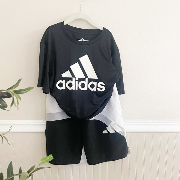 Adidas Boys Black White Grey Logo Matching Set Outfit Size Medium - Picture 1 of 10